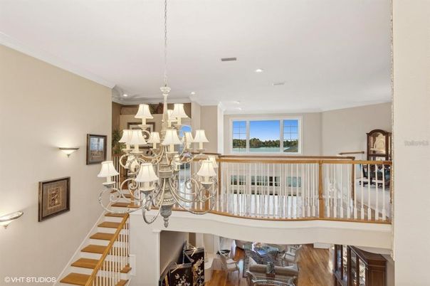 Chandelier, Interior, Recessed Lighting, Water