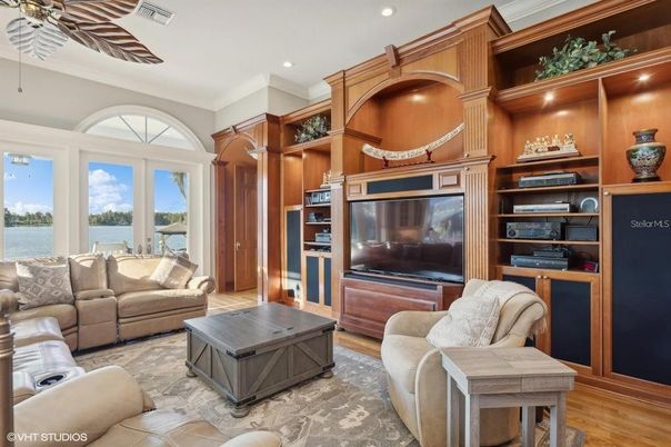 Interior, Living room, Recessed Lighting, Water, Wood Texture Flooring