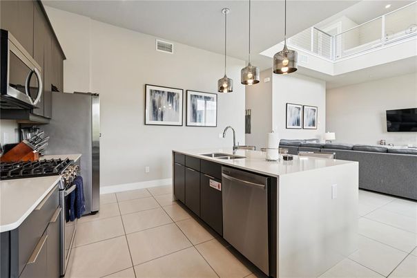 Interior, Kitchen, Living room, Pendant Lights, Stainless Steel Appliances