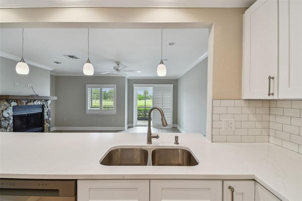 Fireplace, Interior, Kitchen, Pendant Lights