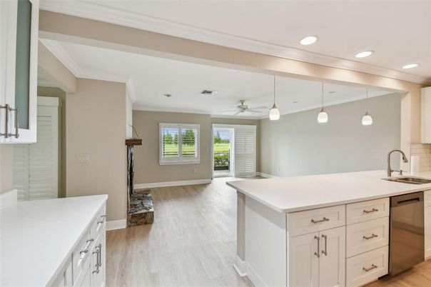 Fireplace, Interior, Kitchen, Pendant Lights, Recessed Lighting, Wood Texture Flooring