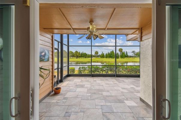 Interior, Sun Room, Water, Wooden Ceilings