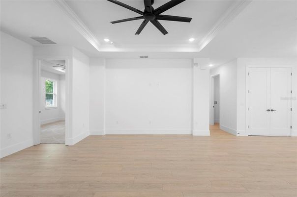 Empty room, Interior, Recessed Lighting, Wood Texture Flooring