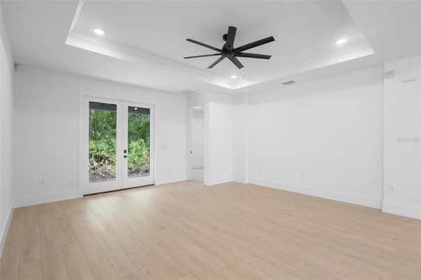 Empty room, Interior, Recessed Lighting, Wood Texture Flooring