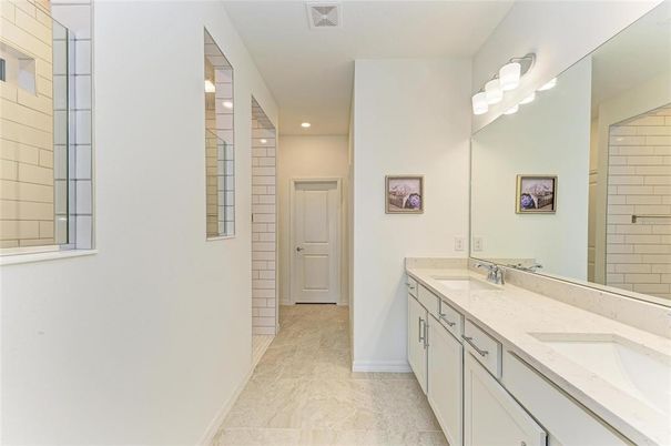 Bathroom, Dual Sink Vanities, Interior, Recessed Lighting