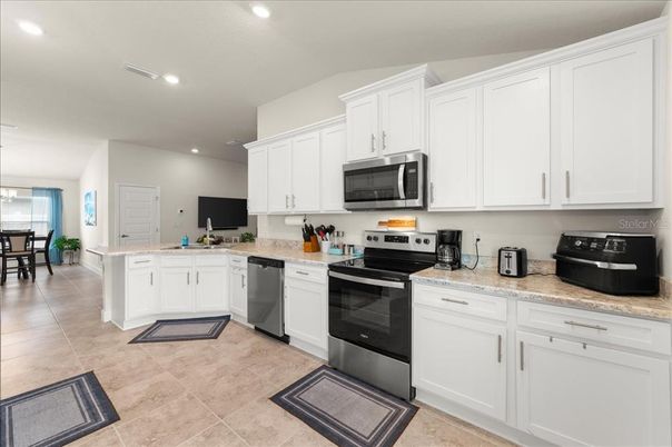 Dining room, Interior, Kitchen, Recessed Lighting, Stainless Steel Appliances