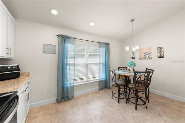 Dining room, Interior, Pendant Lights, Recessed Lighting