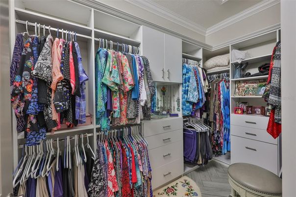 Interior, Walk-in Closets, Wood Texture Flooring