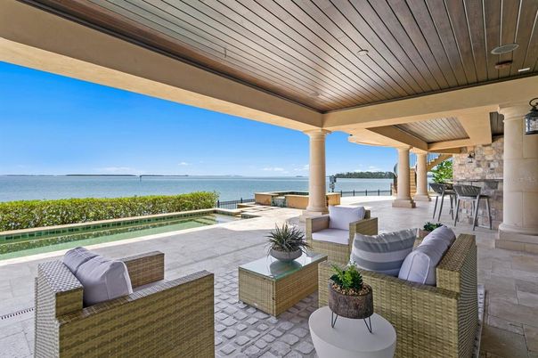 Exterior, Pool, Water
