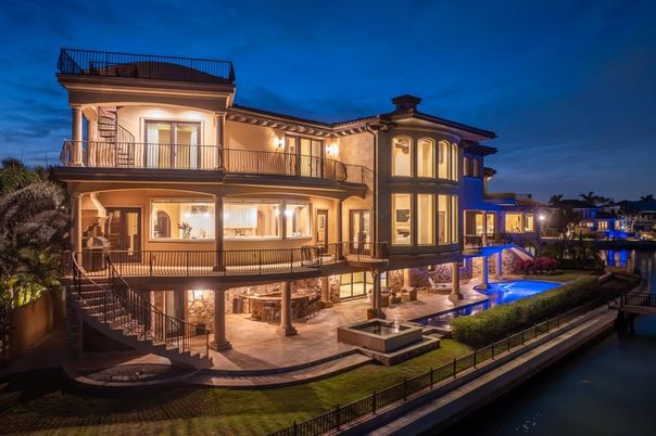 Backyard, Exterior, Facade, Mediterranean
