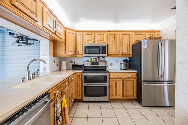 Interior, Kitchen, Stainless Steel Appliances