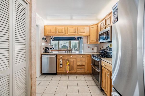 Interior, Kitchen, Stainless Steel Appliances