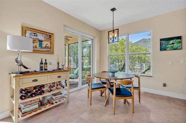 Dining room, Interior, Pendant Lights