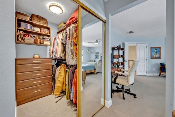Home Office, Interior, Walk-in Closets