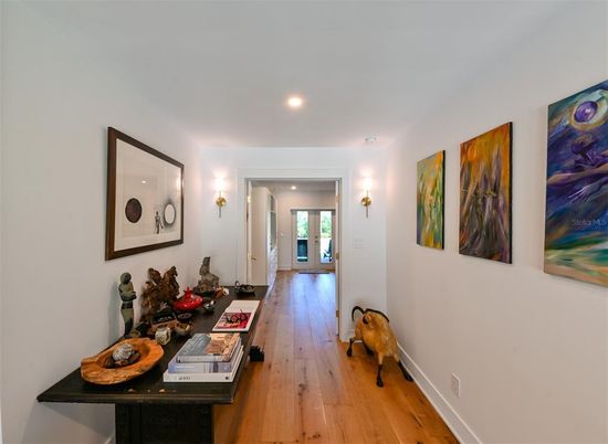 Interior, Recessed Lighting, Wood Texture Flooring
