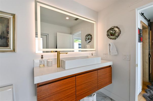 Bathroom, Dual Sink Vanities, Interior, Marble, Recessed Lighting