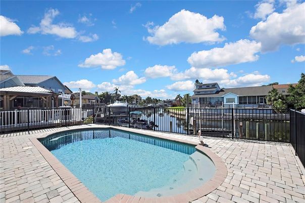 Exterior, Pool, Water