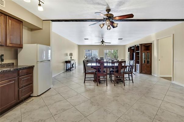Dining room, Interior