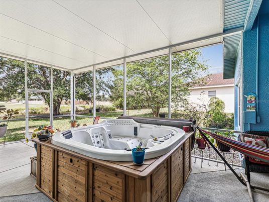 Hot Tub, Interior, Sun Room