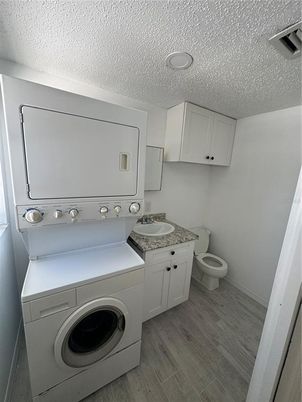 Interior, Utility Closets, Washer, Wood Texture Flooring