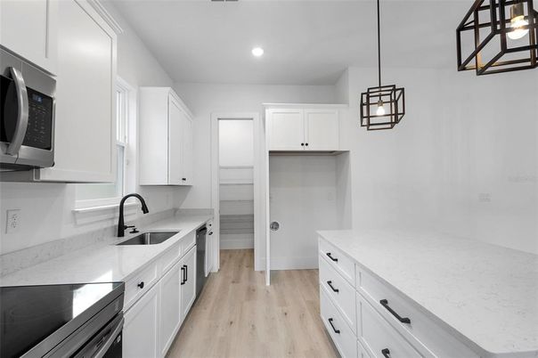 Interior, Kitchen, Pendant Lights, Recessed Lighting, Wood Texture Flooring