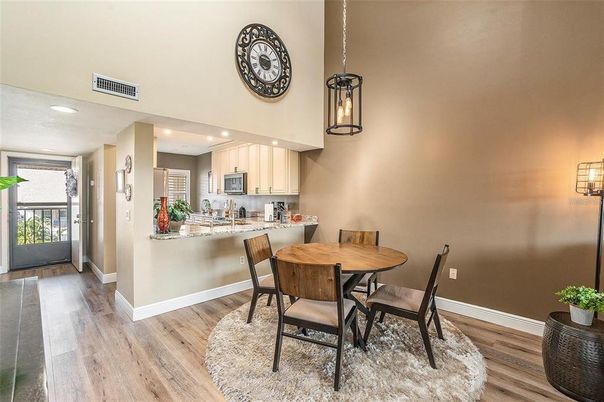 Dining room, Interior, Kitchen, Pendant Lights, Recessed Lighting, Wood Texture Flooring