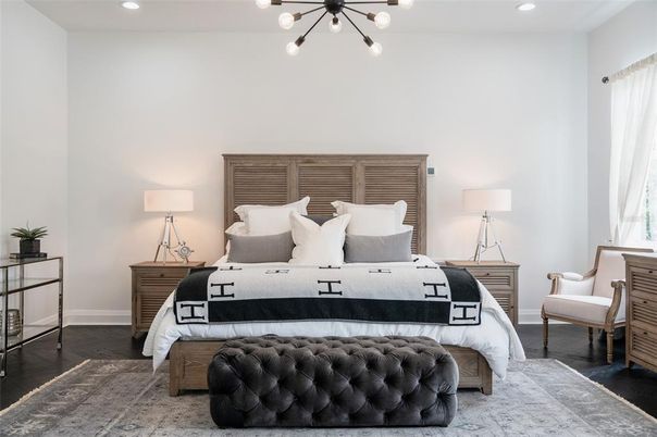 Bedroom, Interior, Pendant Lights, Recessed Lighting, Wood Texture Flooring