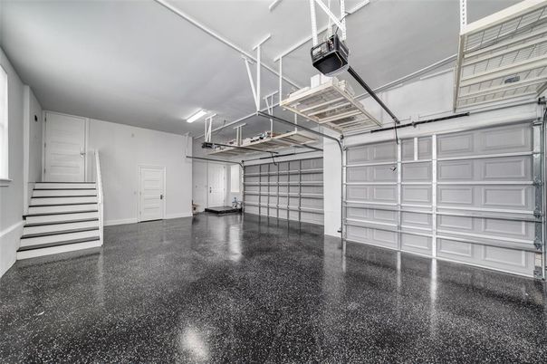Garage, Interior
