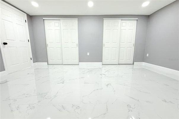 Empty room, Interior, Marble, Recessed Lighting
