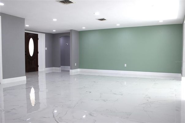 Empty room, Interior, Marble, Recessed Lighting