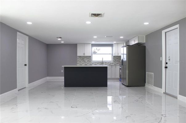 Interior, Kitchen, Marble, Recessed Lighting