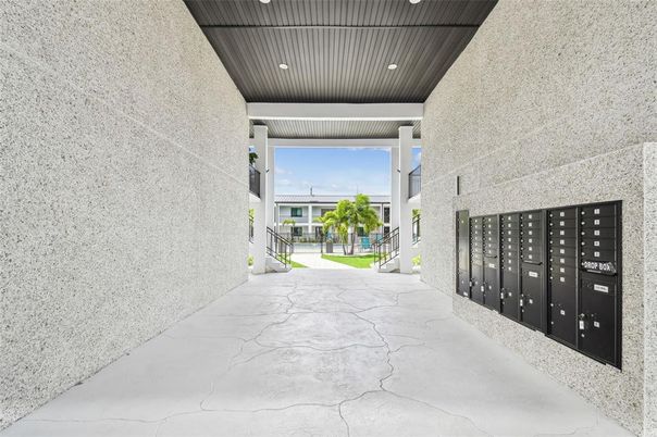 Exterior, Recessed Lighting
