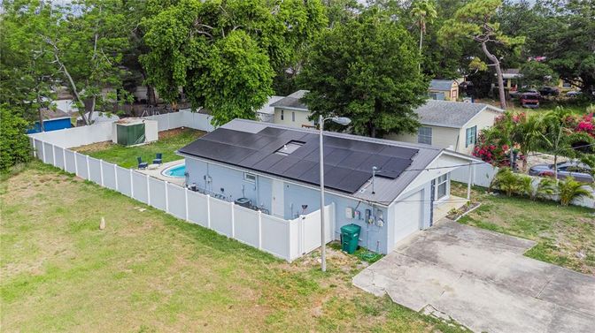 Exterior, Drone