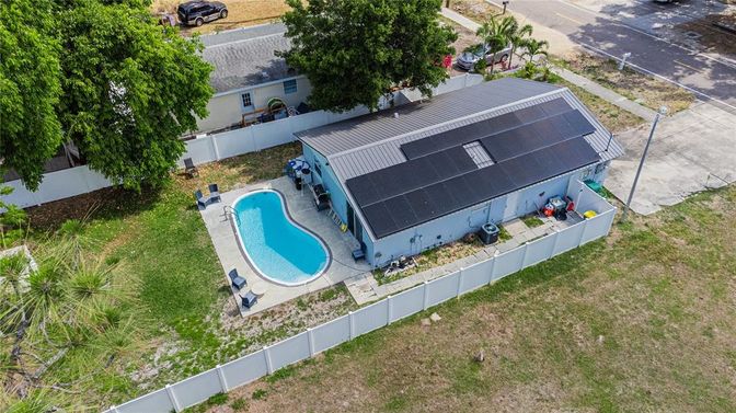 Exterior, Drone