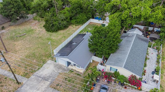 Exterior, Drone