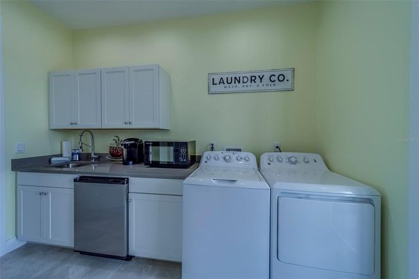 Interior, Washer