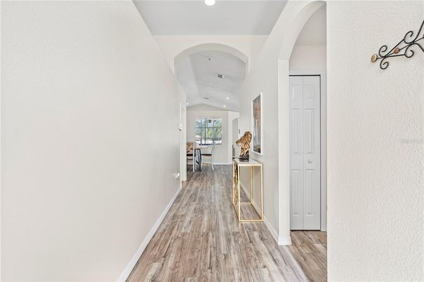 Interior, Recessed Lighting, Wood Texture Flooring