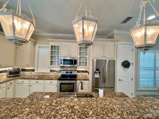 Interior, Kitchen, Pendant Lights, Stainless Steel Appliances