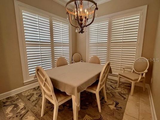 Chandelier, Dining room, Interior