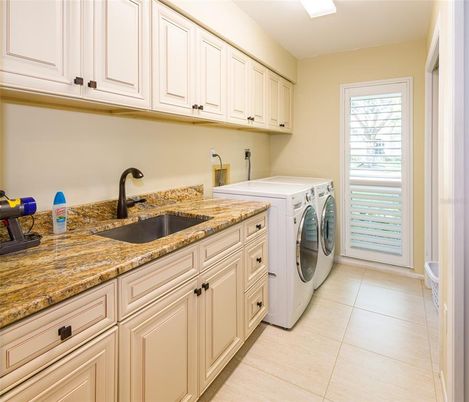 Interior, Washer