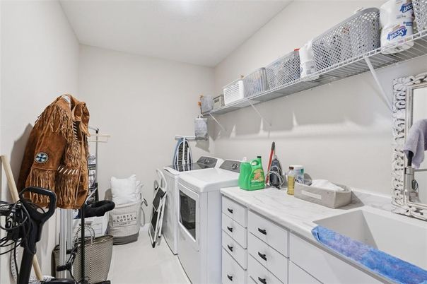 Interior, Washer