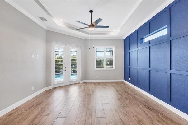 Empty room, Interior, Recessed Lighting, Wood Texture Flooring