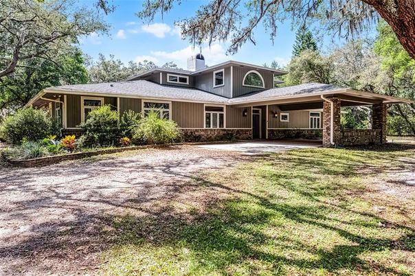 Backyard, Exterior, Facade, Ranch