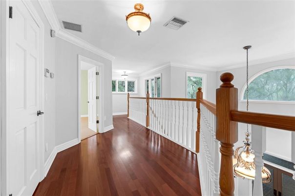 Interior, Pendant Lights, Wood Texture Flooring