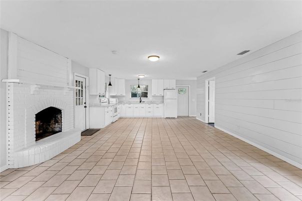 Fireplace, Interior, Kitchen