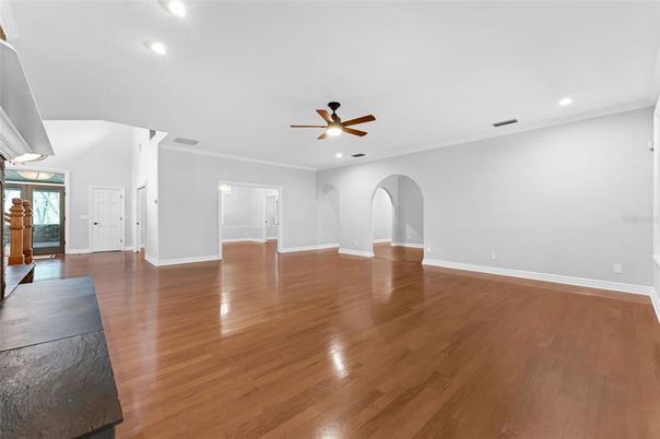 Empty room, Interior, Recessed Lighting, Wood Texture Flooring