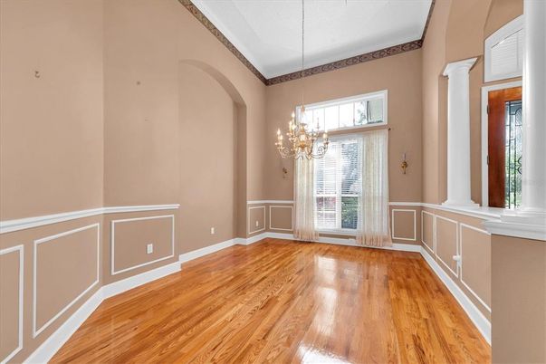 Chandelier, Empty room, Interior, Wood Texture Flooring
