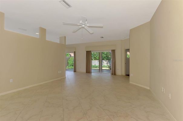 Empty room, Interior, Marble, Recessed Lighting