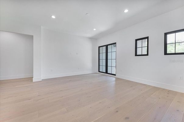 Empty room, Interior, Recessed Lighting, Wood Texture Flooring