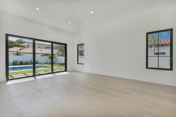 Empty room, Interior, Recessed Lighting, Wood Texture Flooring